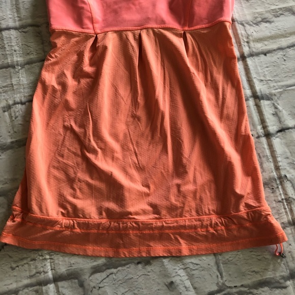 Lululemon Run Tame Me tank size 4 - Picture 4 of 9